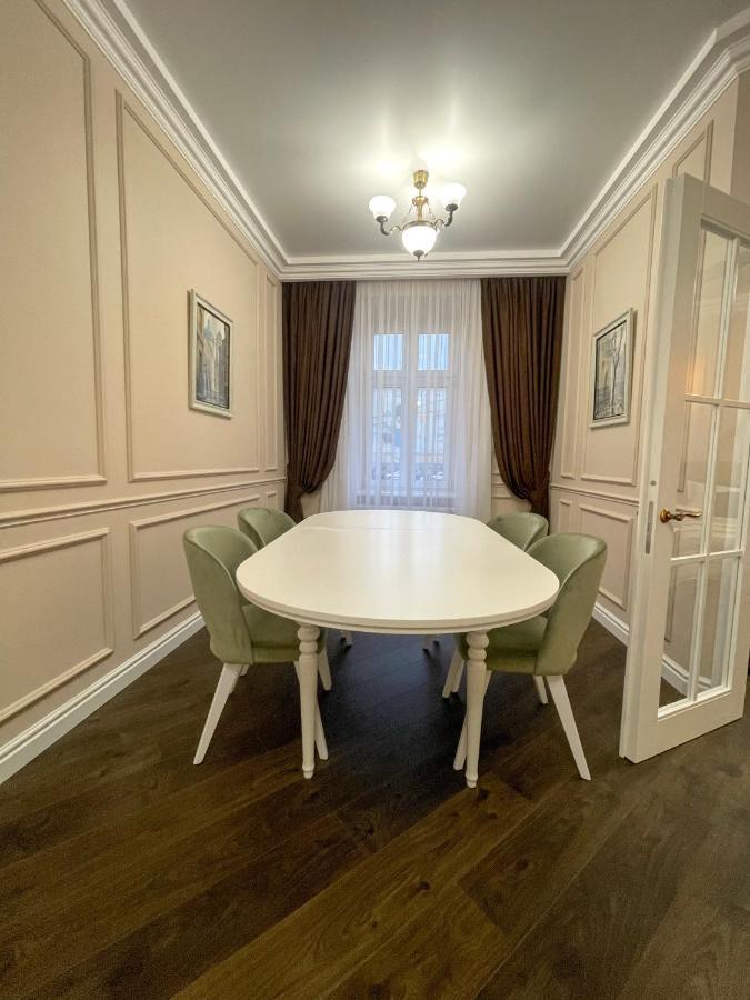 Apartment 39 Svobody Avenue Lviv Exterior photo